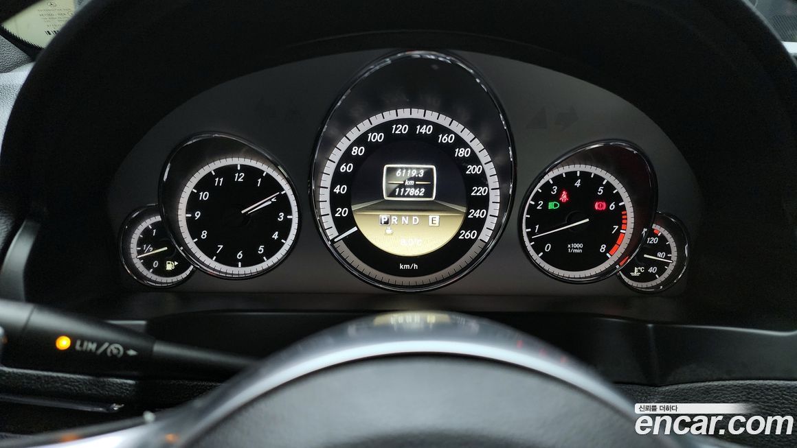 Mercedes-Benz E-Class 2012