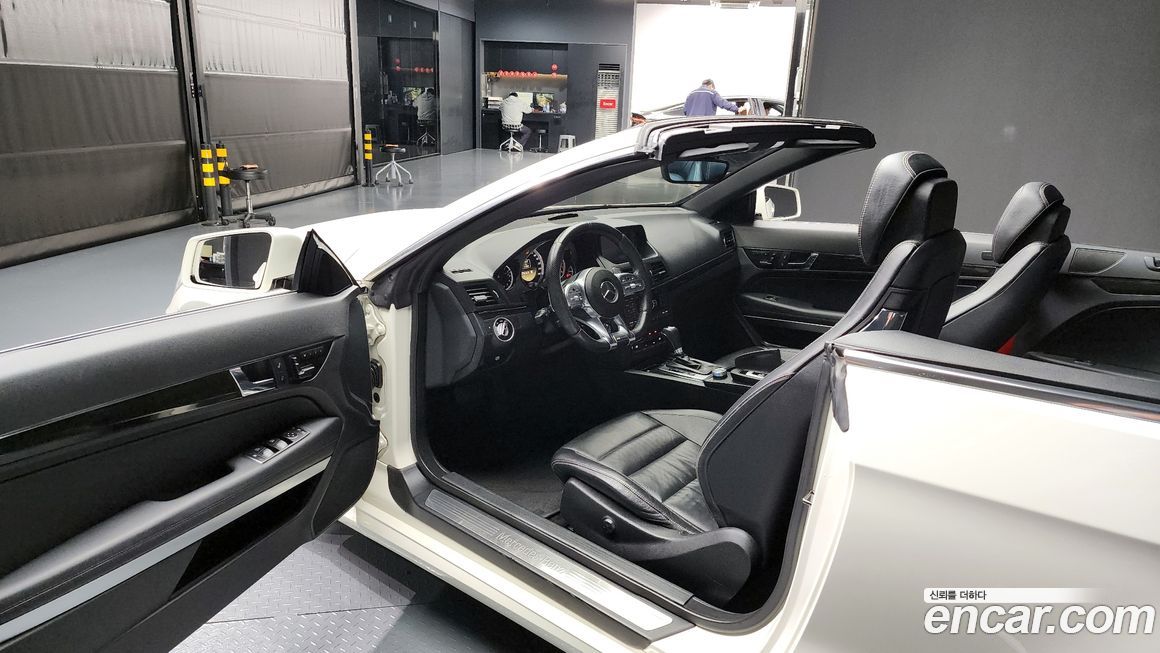 Mercedes-Benz E-Class 2012