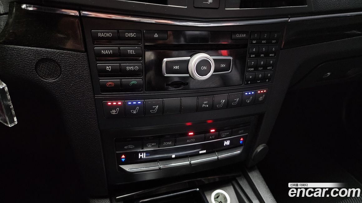 Mercedes-Benz E-Class 2012