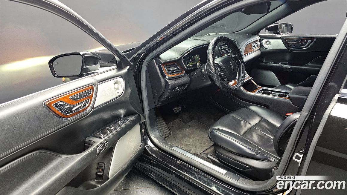 Lincoln Continental 2017