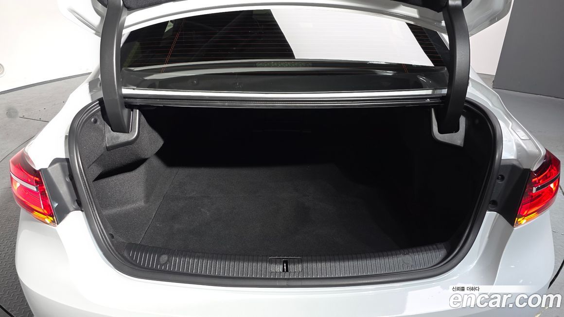 Renault-KoreaSamsung SM6 2022