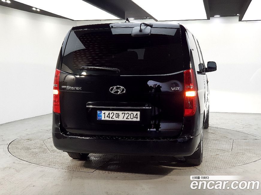 Hyundai Starex 2021