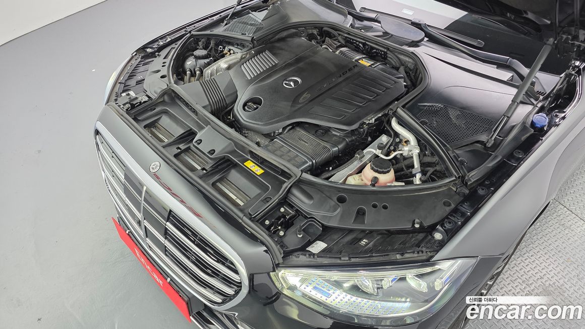 Mercedes-Benz S-Class 2023