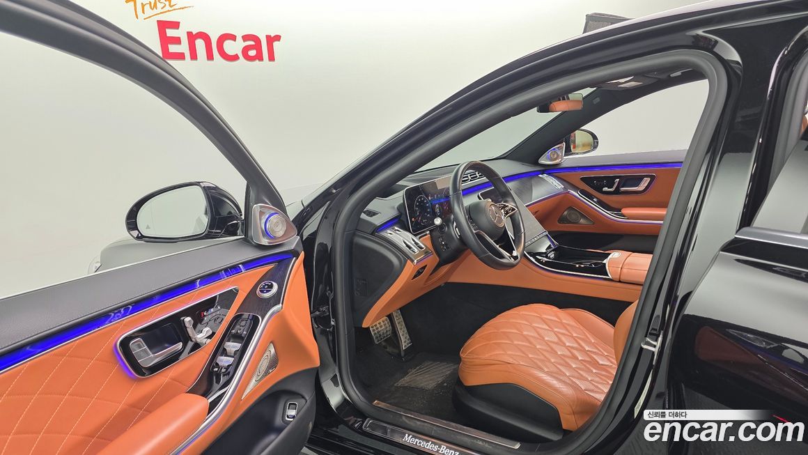 Mercedes-Benz S-Class 2023