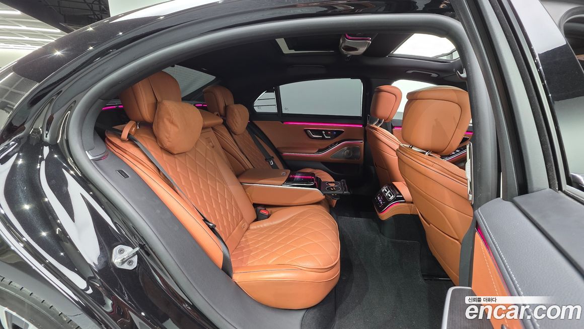 Mercedes-Benz S-Class 2023