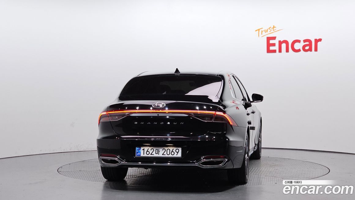 Hyundai Grandeur 2022