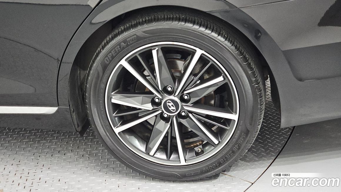 Hyundai Grandeur 2022