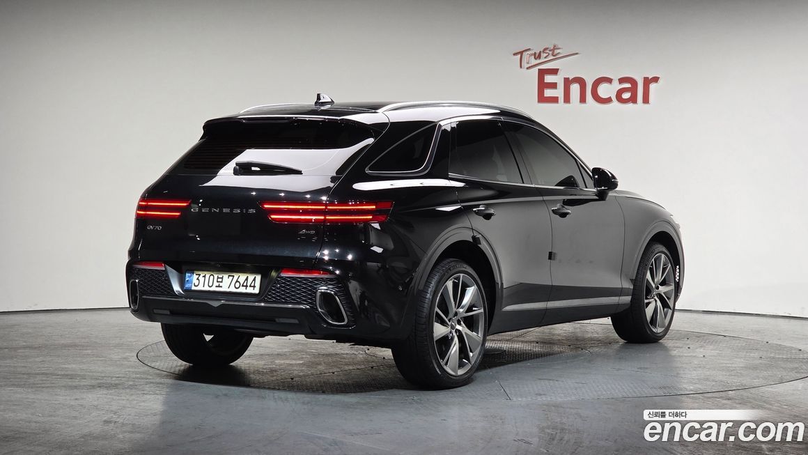 Genesis GV70 2021