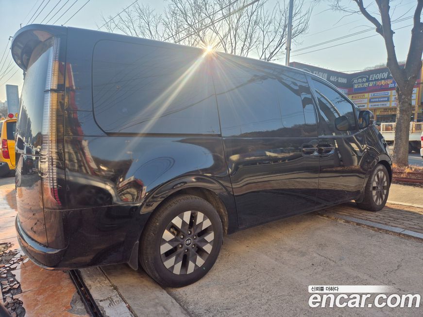 Hyundai Staria 2022