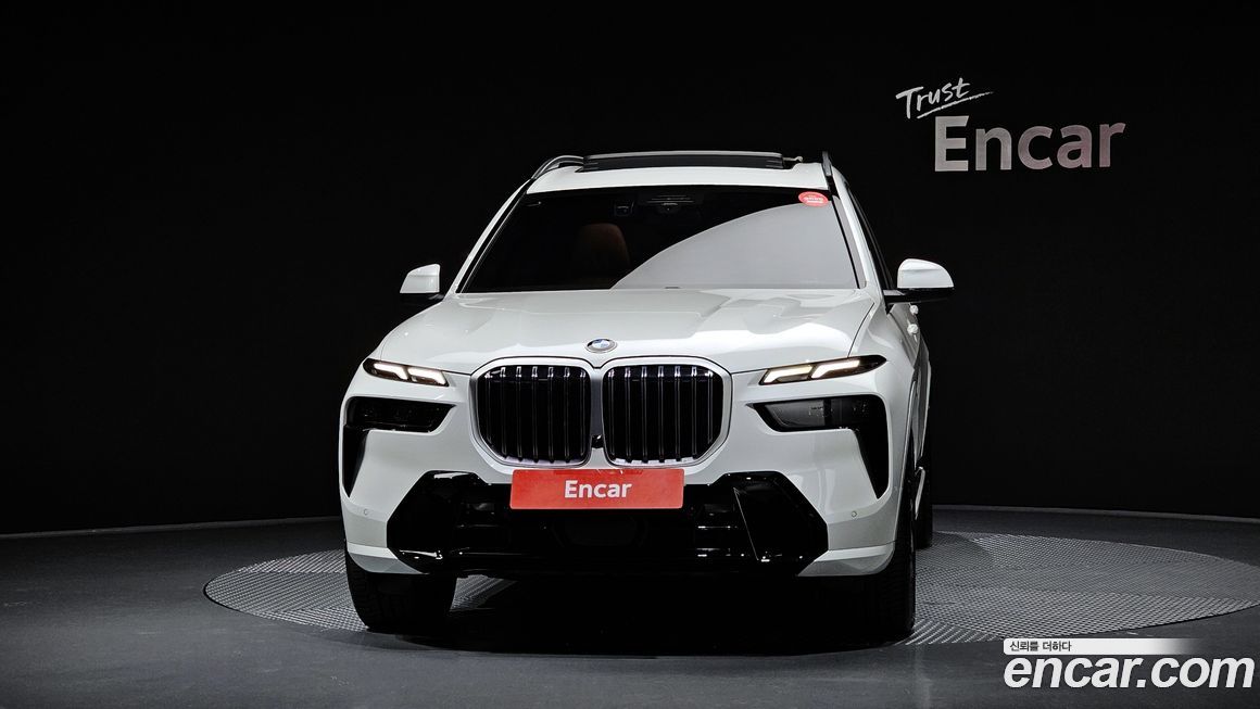 BMW X7 2025