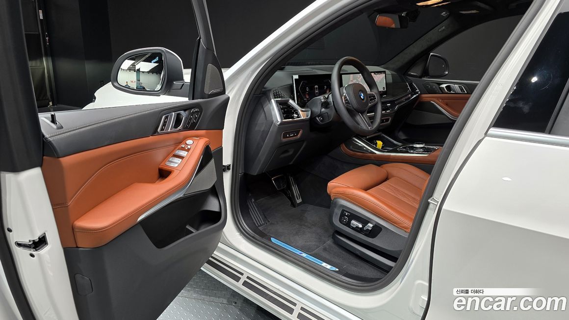 BMW X7 2025