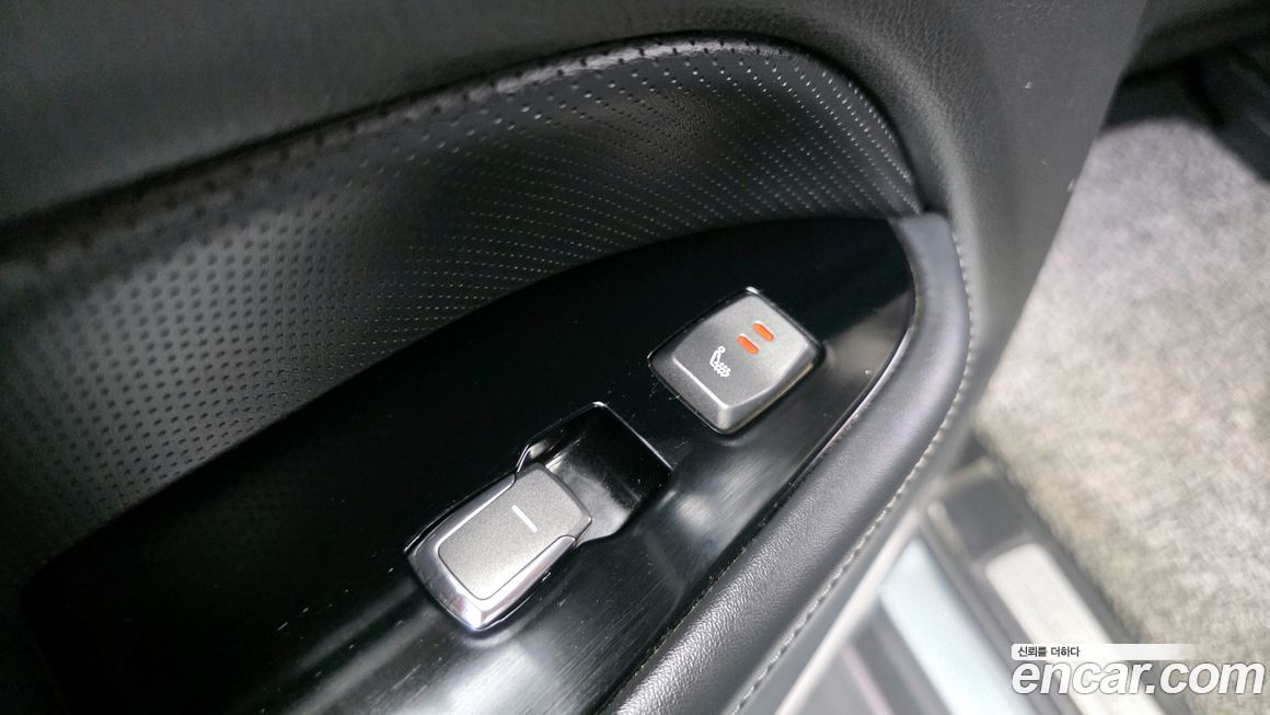 KG_Mobility_Ssangyong Rexton 2018