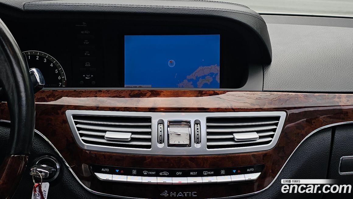 Mercedes-Benz S-Class 2007