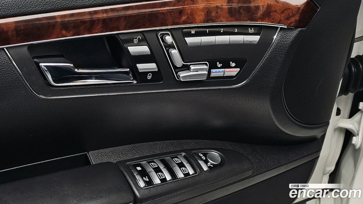 Mercedes-Benz S-Class 2007