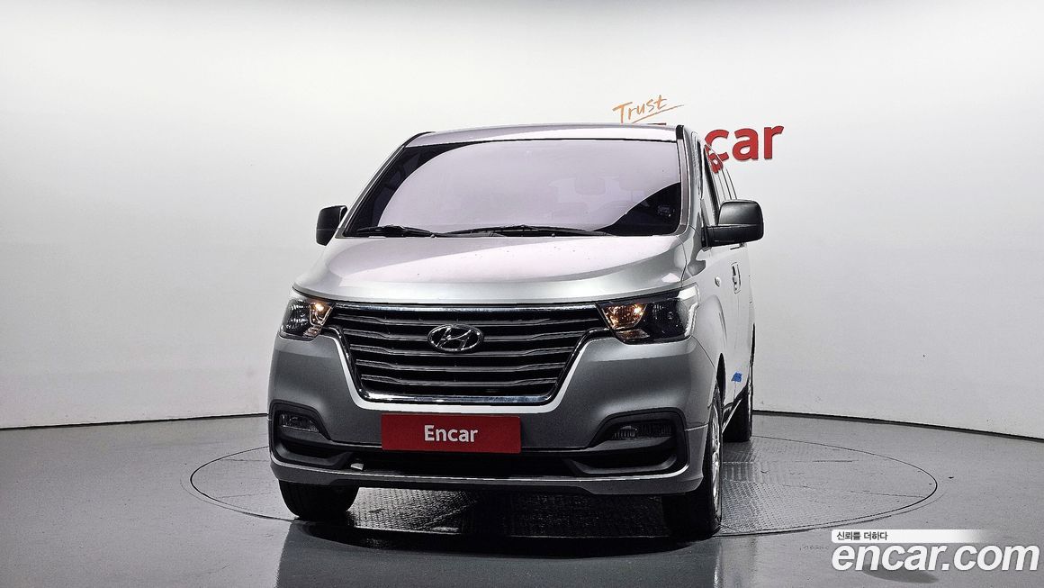 Hyundai Starex 2019
