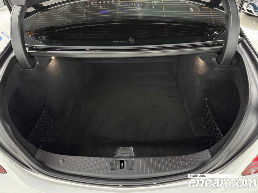 Mercedes-Benz S-Class 2019