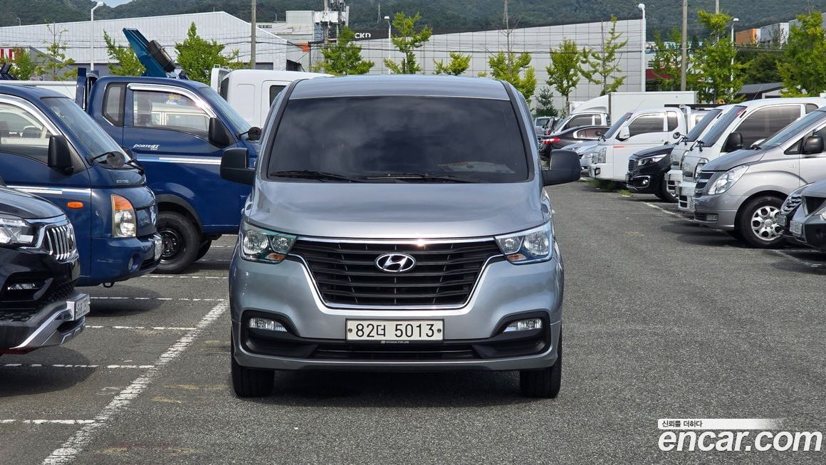 Hyundai Starex 2019