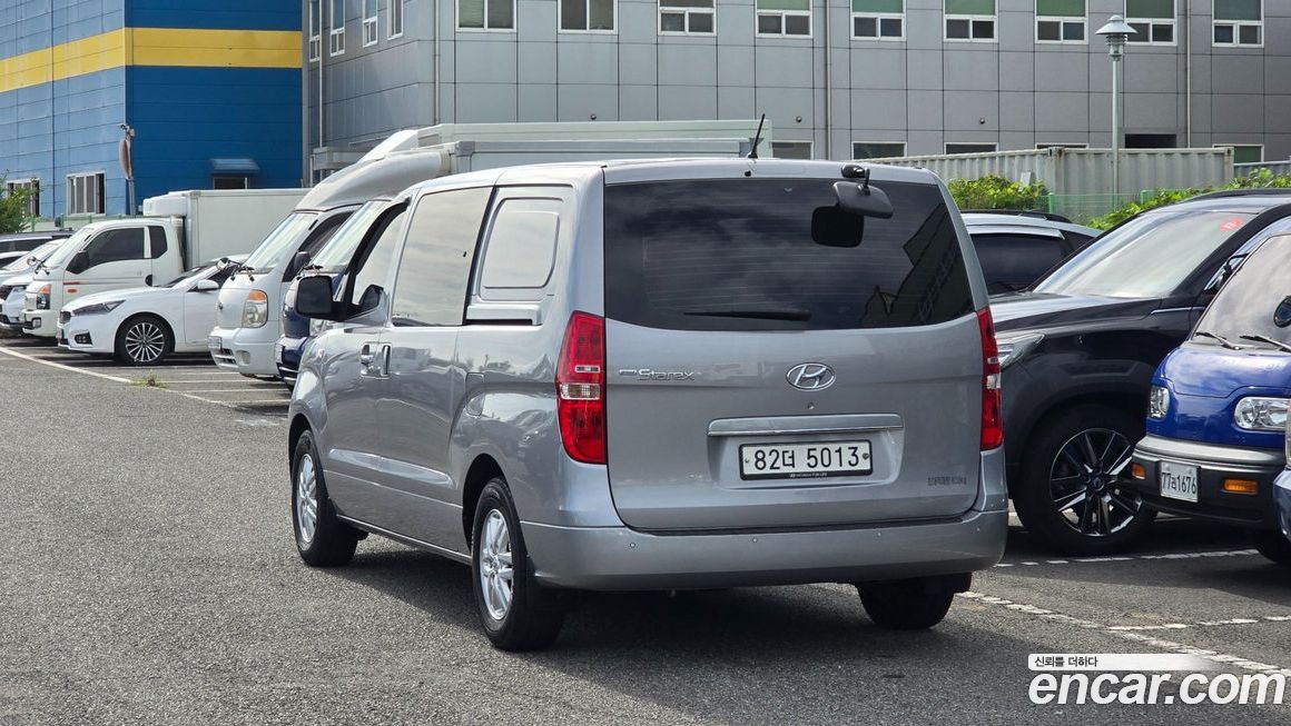 Hyundai Starex 2019