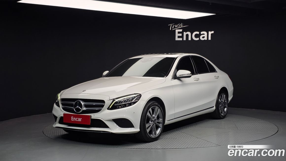 Mercedes-Benz C-Class 2020