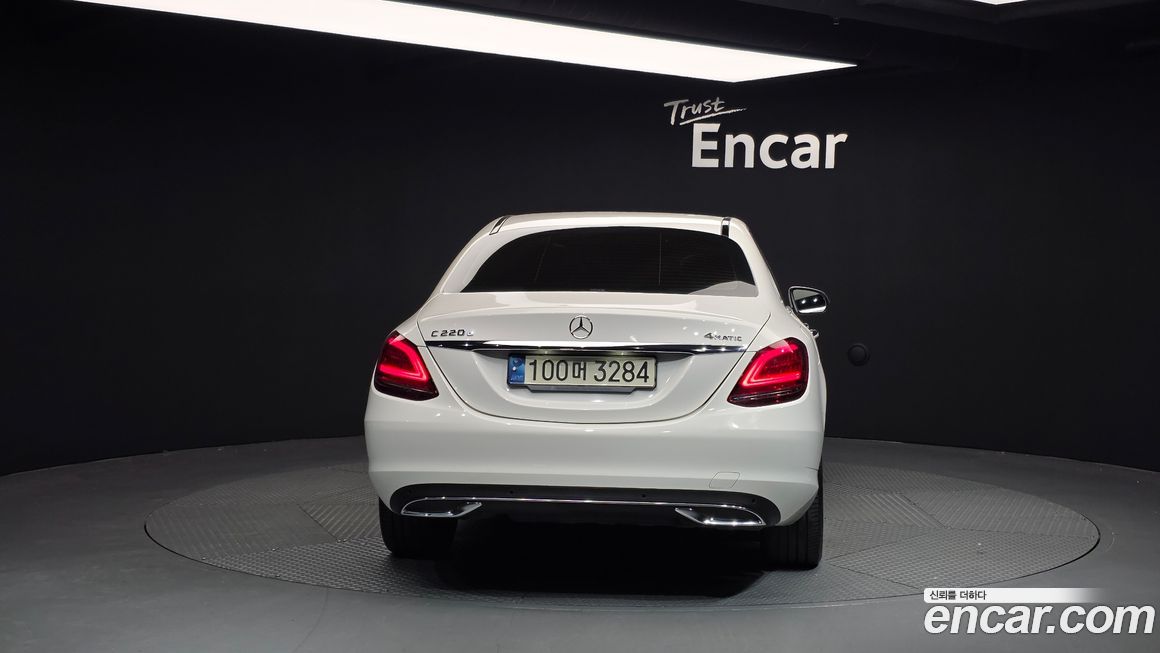 Mercedes-Benz C-Class 2020