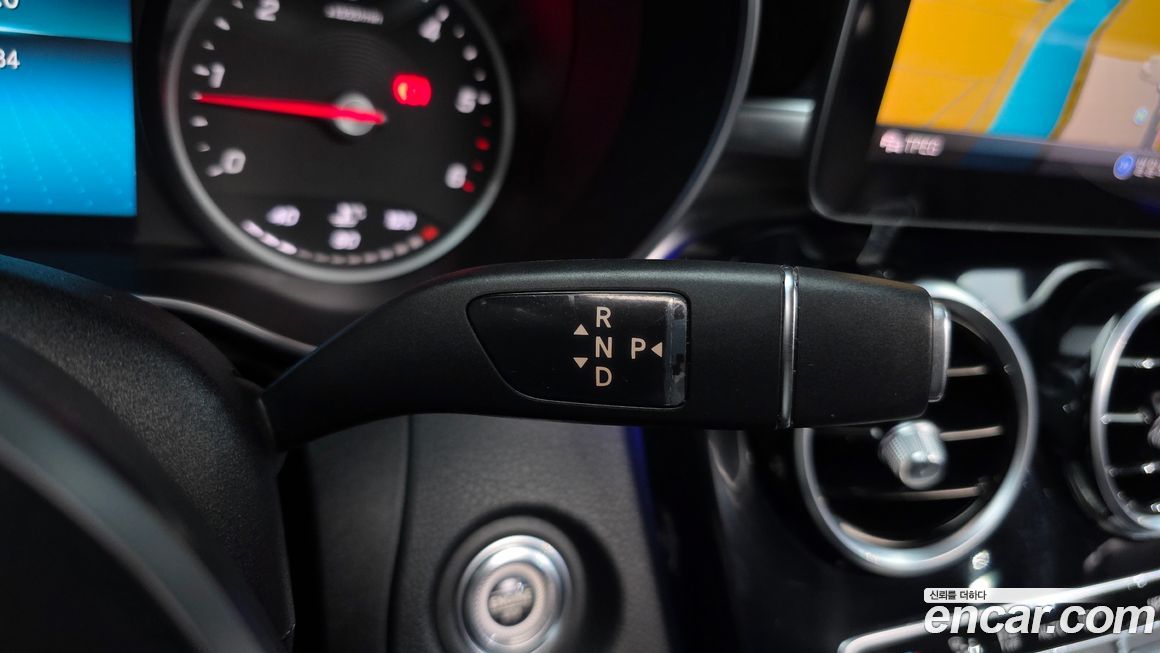 Mercedes-Benz C-Class 2020