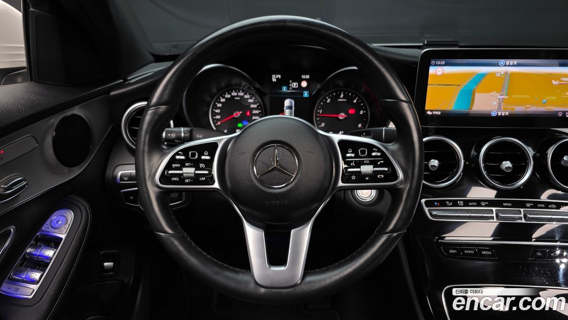 Mercedes-Benz C-Class 2020