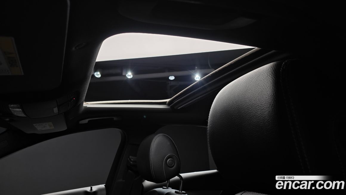 Mercedes-Benz C-Class 2020