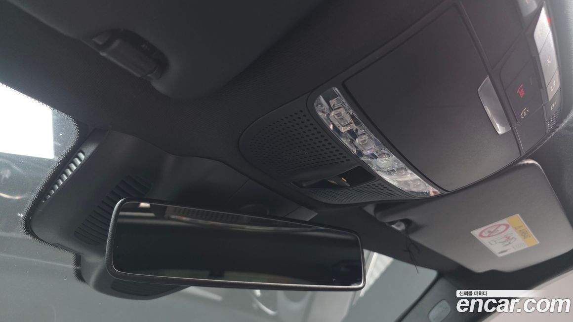 Mercedes-Benz C-Class 2020