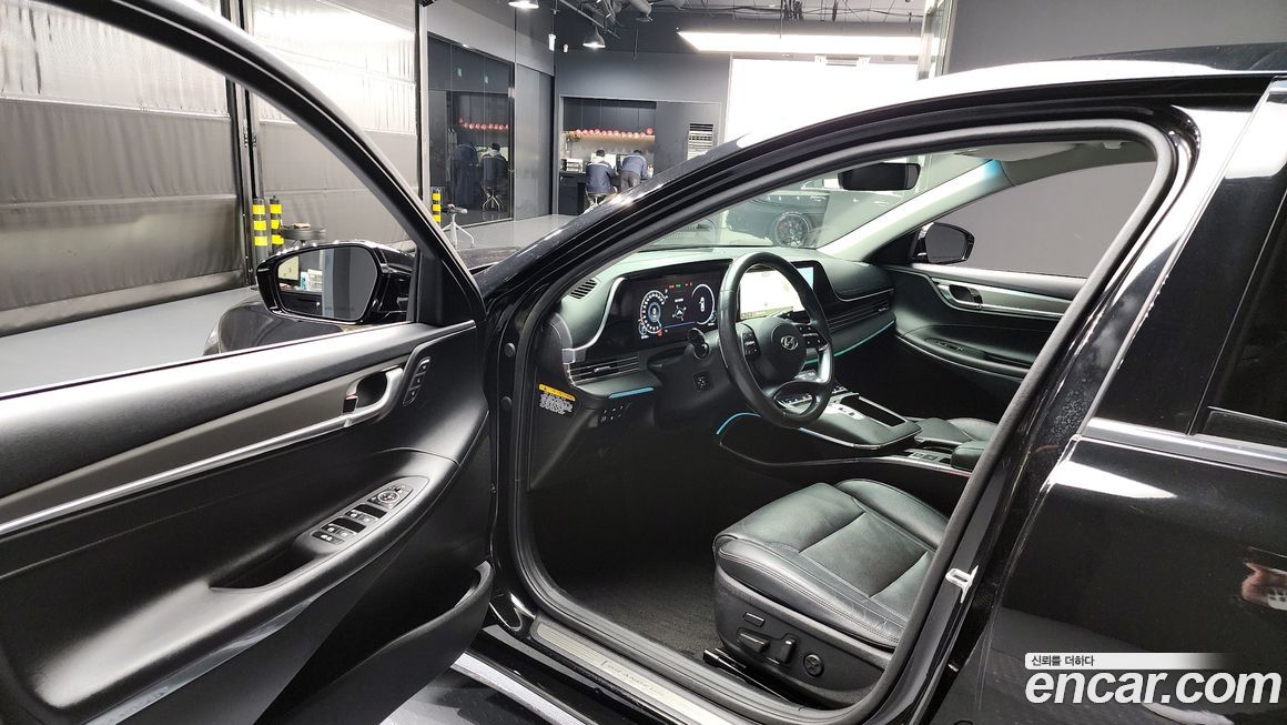 Hyundai Grandeur 2020