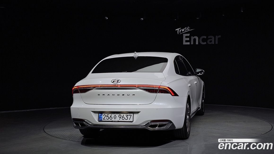 Hyundai Grandeur 2021