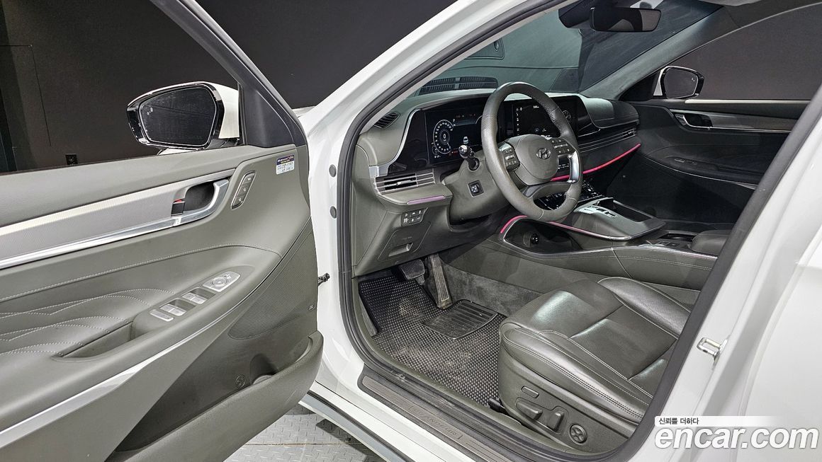 Hyundai Grandeur 2021