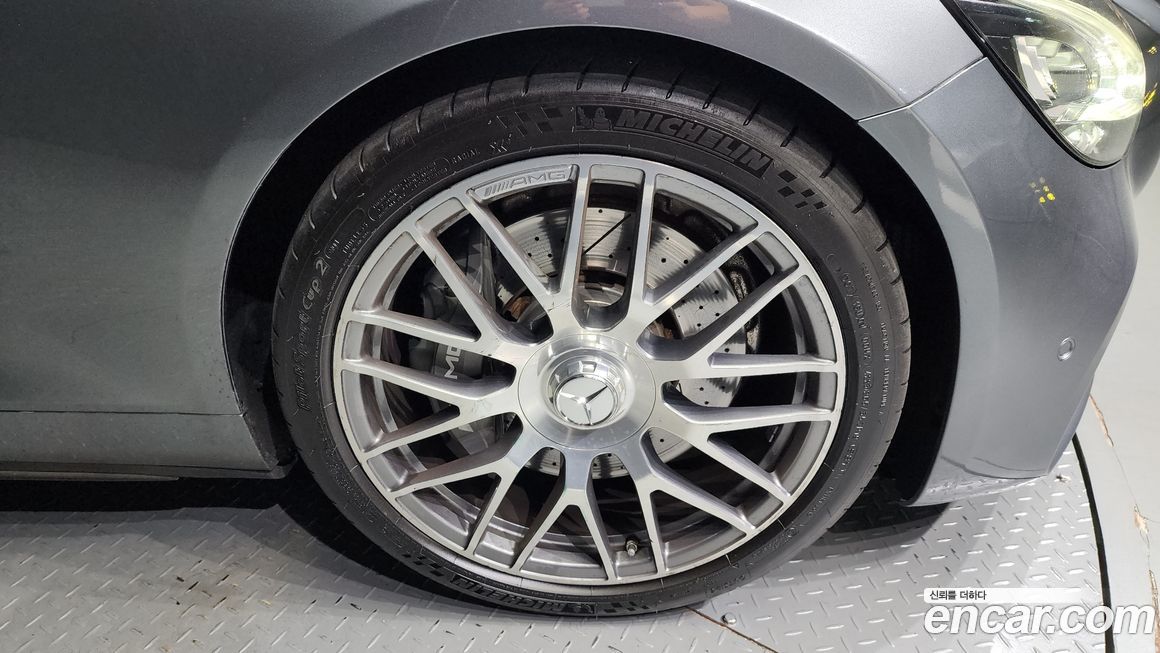 Mercedes-Benz AMG GT 2020