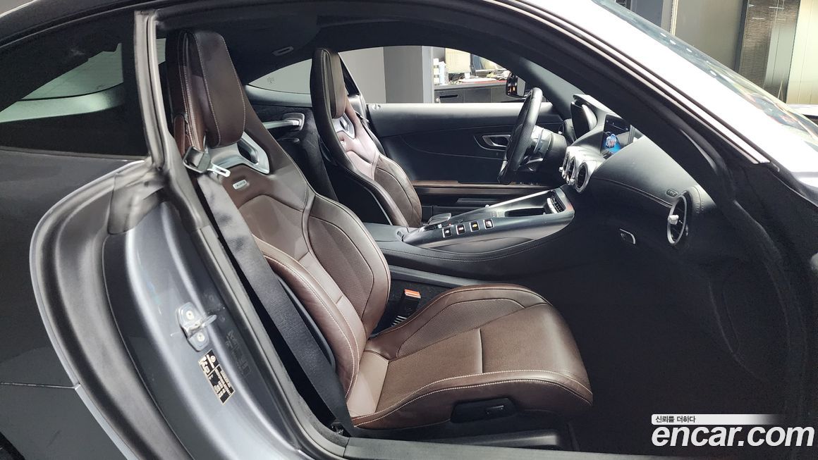 Mercedes-Benz AMG GT 2020