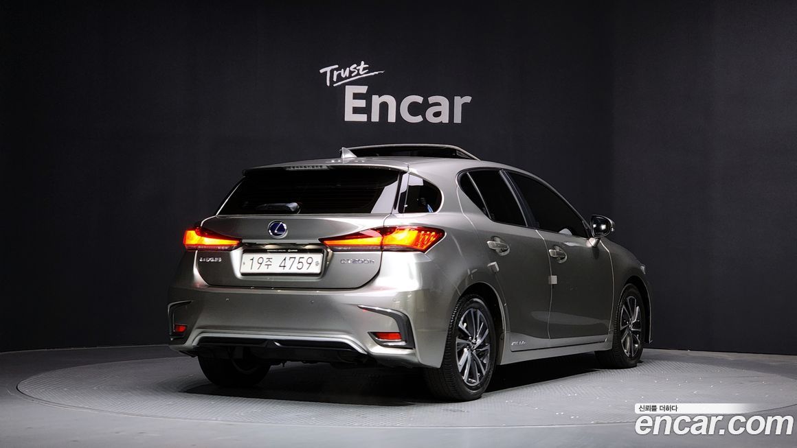 Lexus CT200h 2018