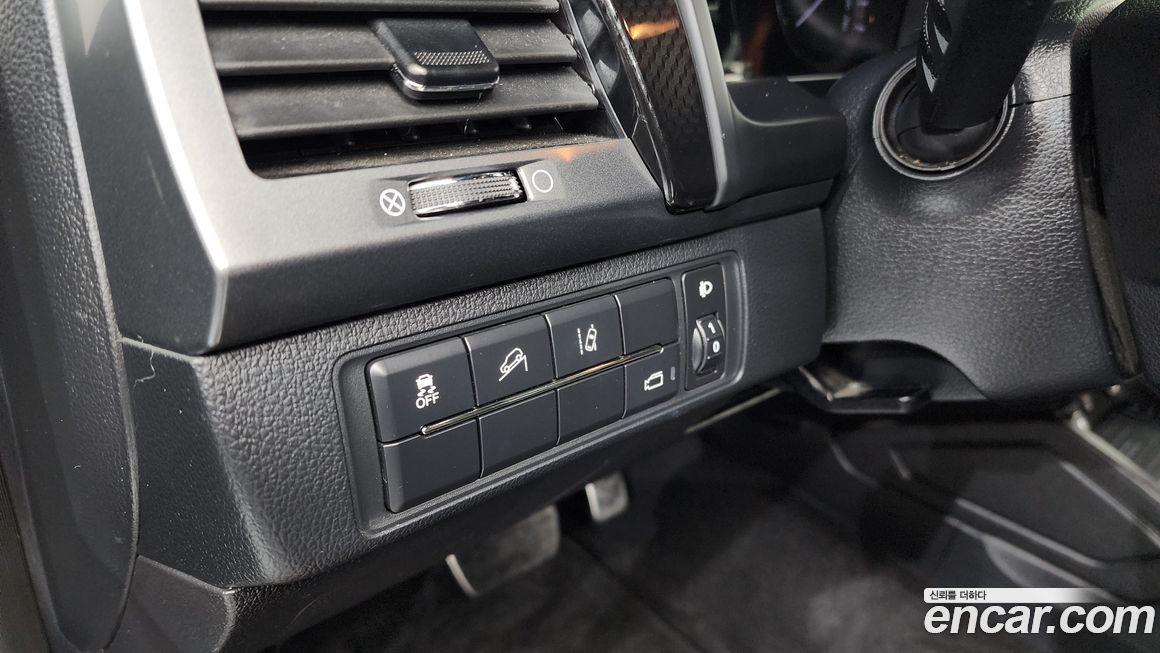 KG_Mobility_Ssangyong Rexton 2021