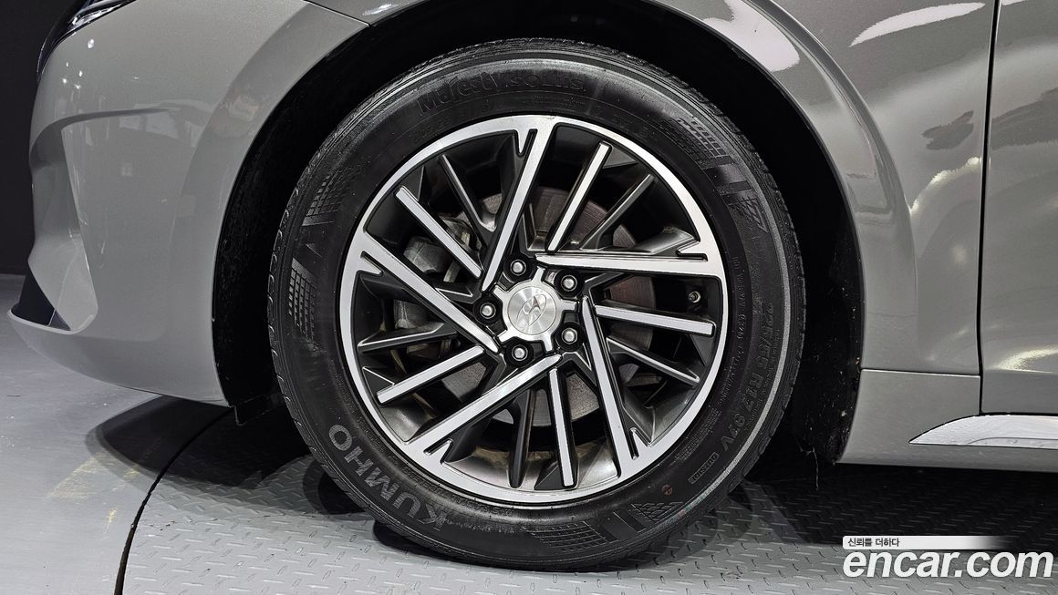 Hyundai Grandeur 2021