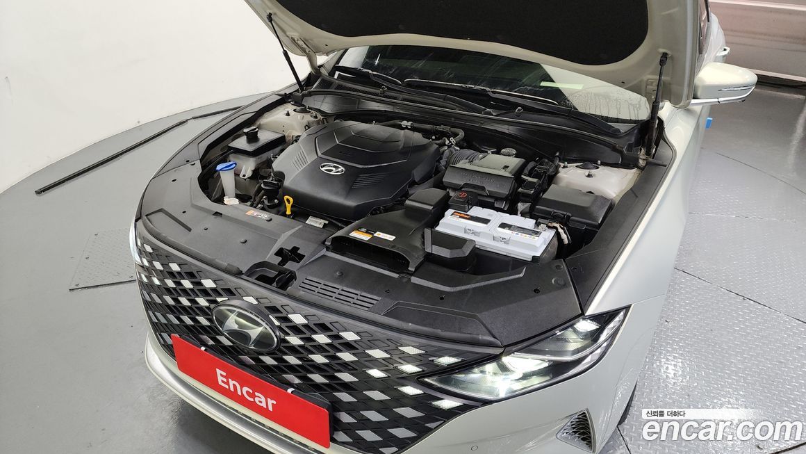 Hyundai Grandeur 2020