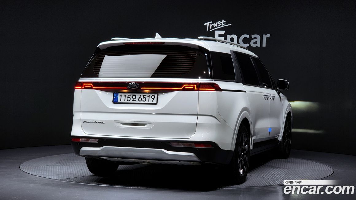 Kia Canival 2021
