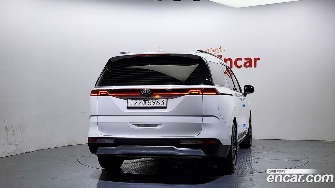 Kia Canival 2021