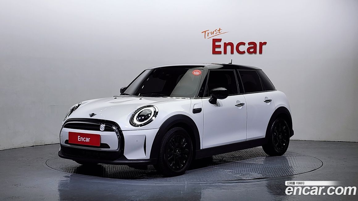 Mini Cooper 2024