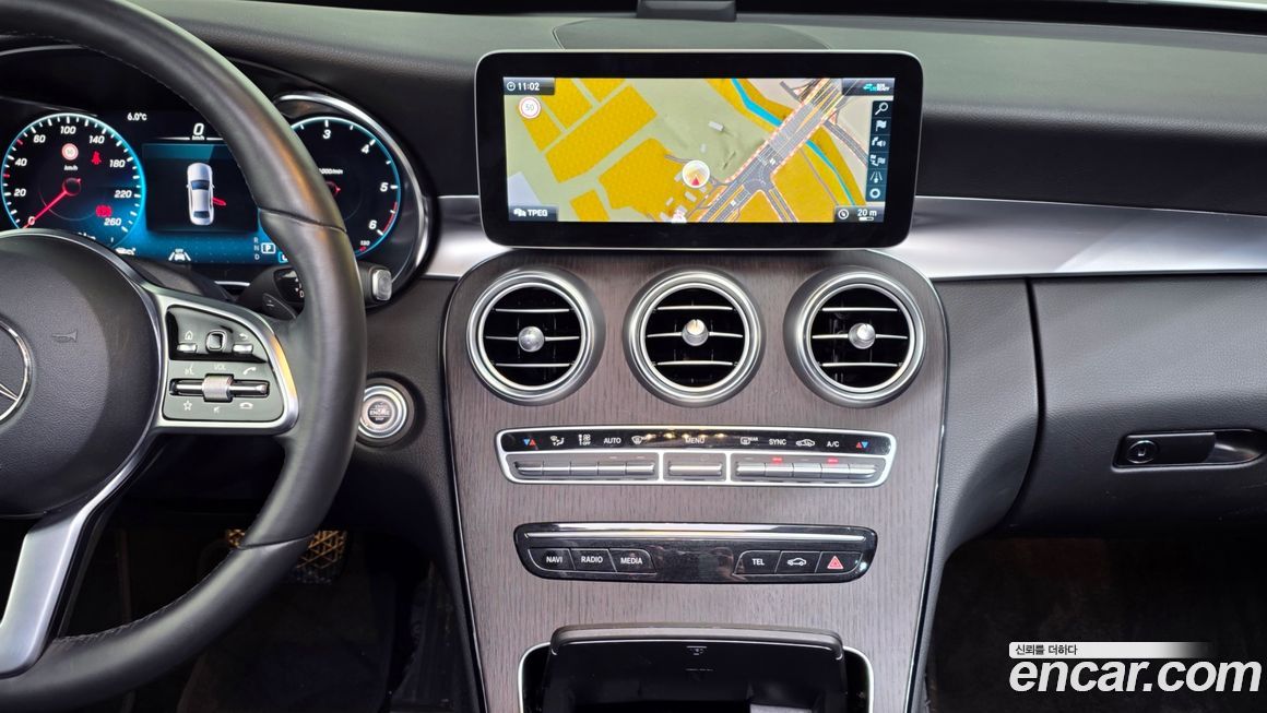 Mercedes-Benz C-Class 2021