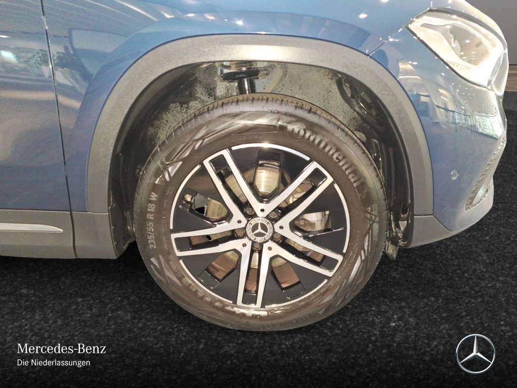 Mercedes-Benz GLA 200 2021