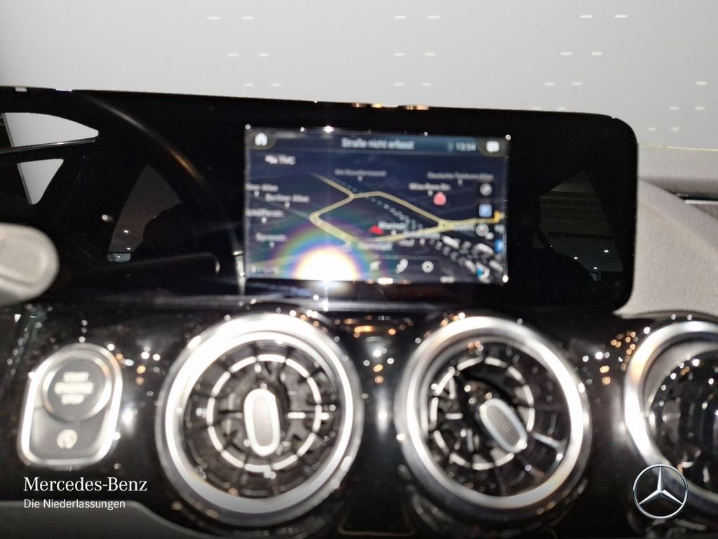 Mercedes-Benz GLA 200 2021