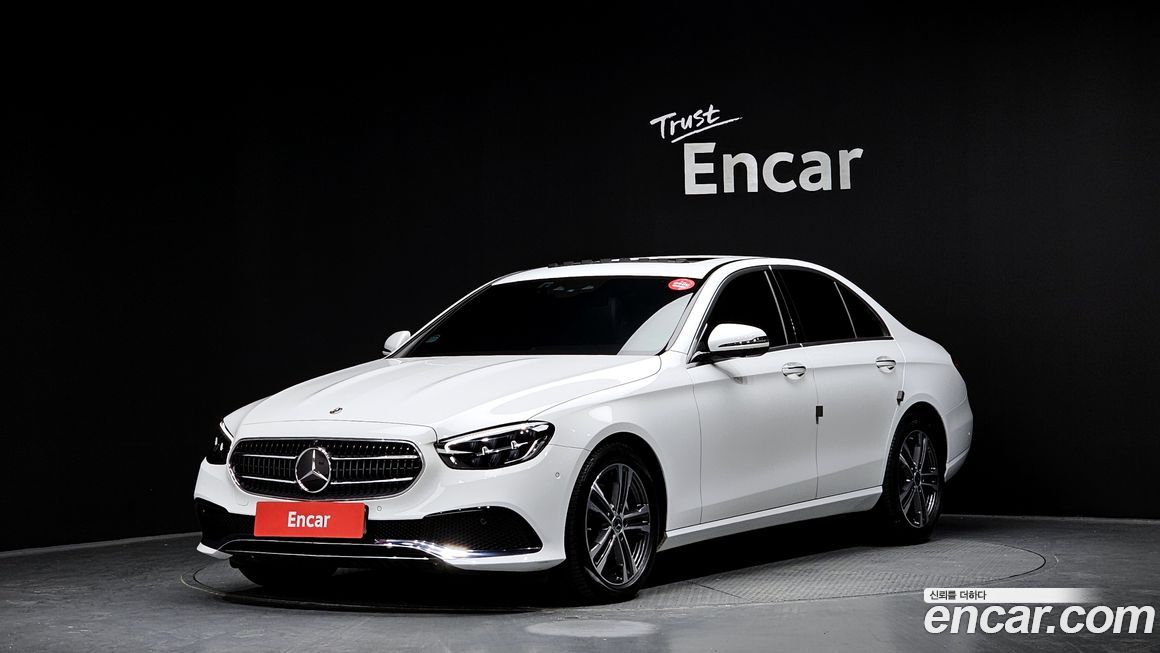 Mercedes-Benz E-Class 2023