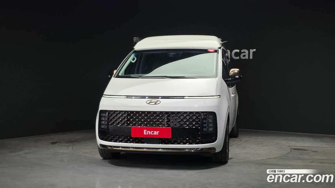 Hyundai Staria 2024