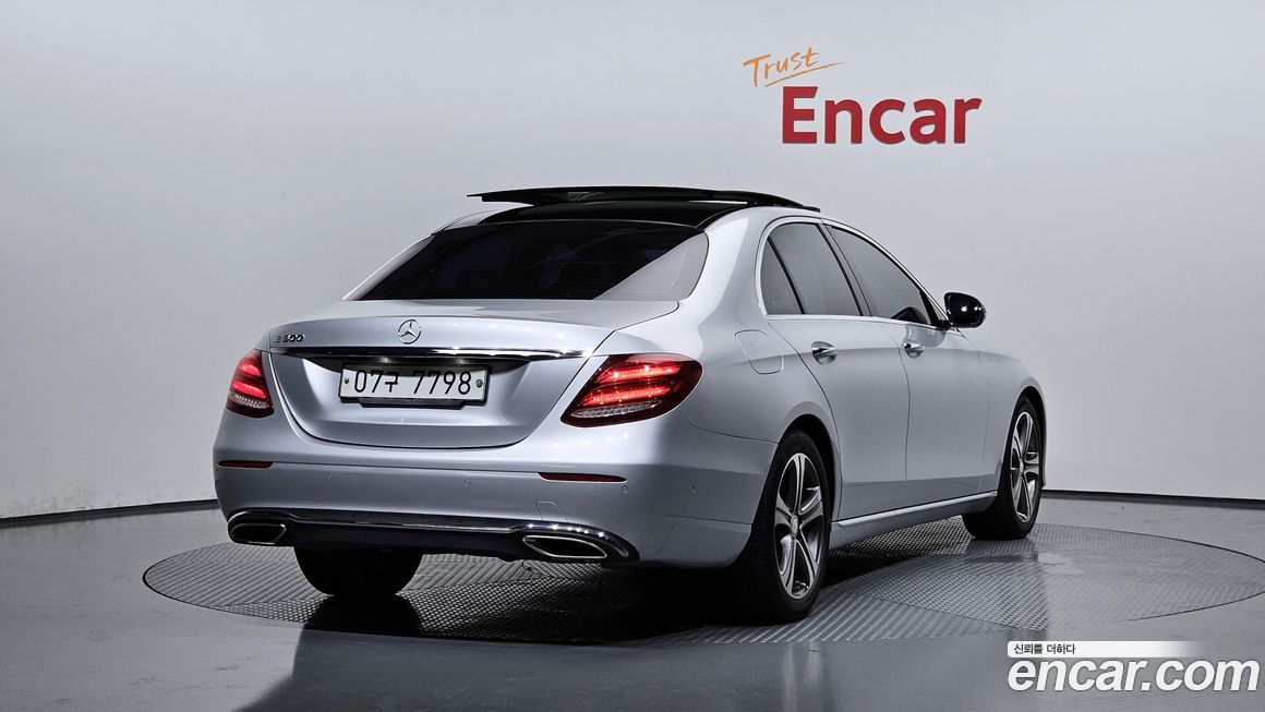 Mercedes-Benz E-Class 2017