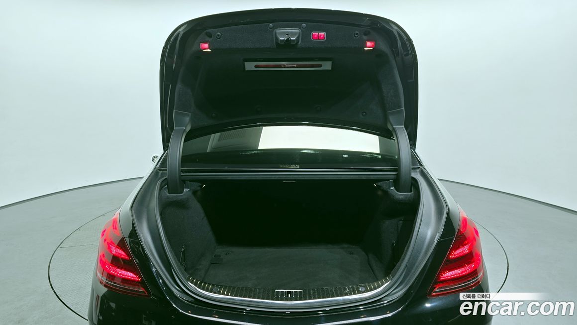 Mercedes-Benz S-Class 2019