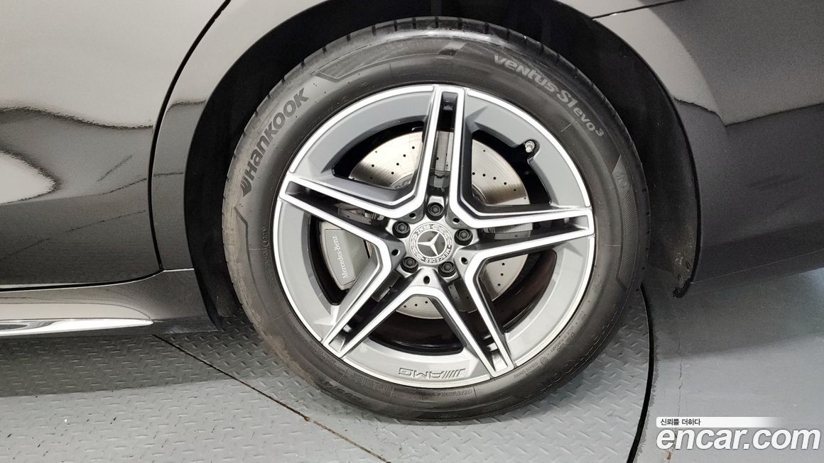 Mercedes-Benz S-Class 2022