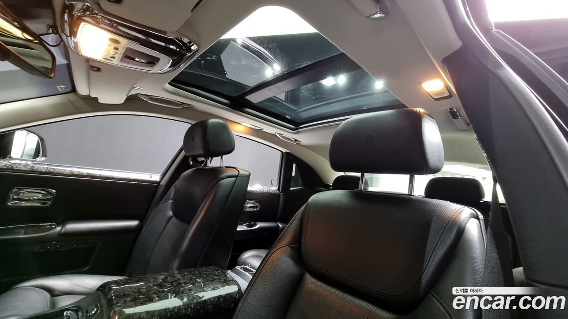 Rolls-Royce Ghost 2015