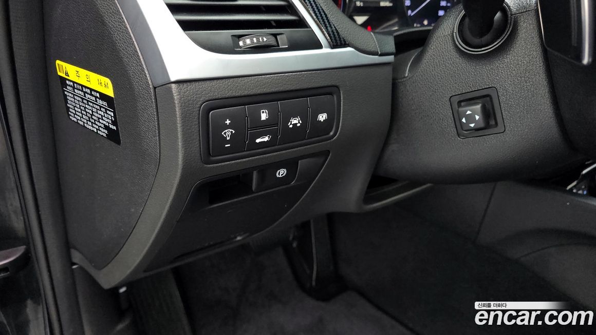 Hyundai Genesis 2016